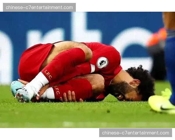 利物浦区域防守体系遭质疑 禁区外防守漏人问题频现